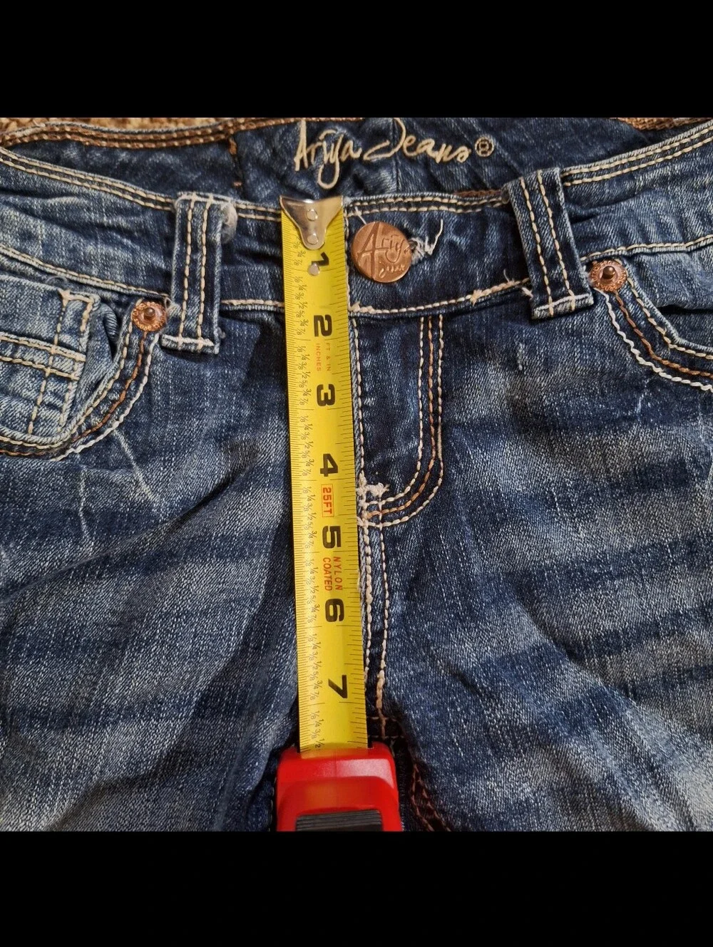 Ariya Low Rise Bermuda Denim Shorts Size 0 Y2K Flap Pocket Jorts 25 Waist